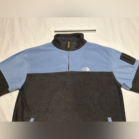 *The North Face* Alpine Fleece 1/4 zip Pullover                Size : X-LARGE - Picture 4 of 7